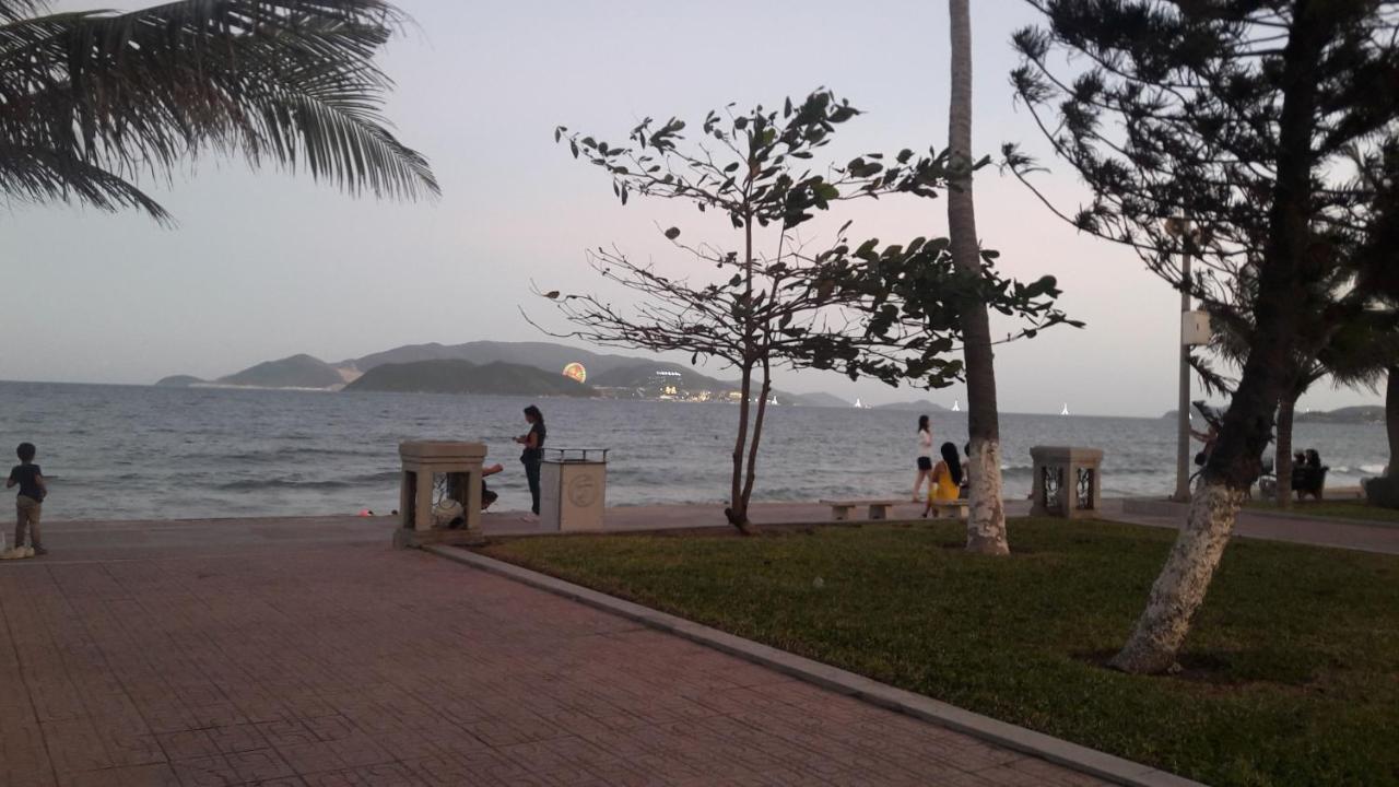 Hotel Yen Indochine Nha Trang Esterno foto